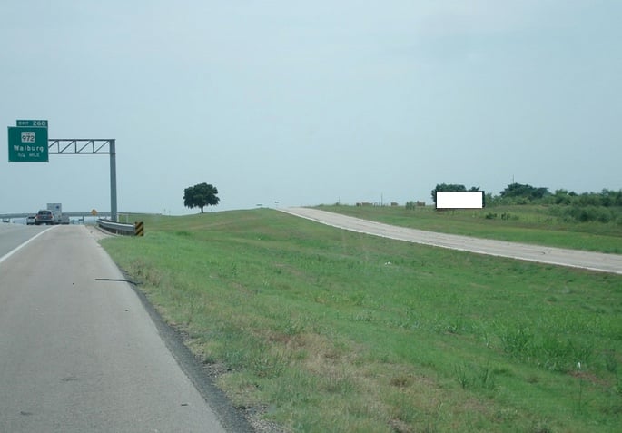 I-35 2.6 MI N/O SR 195 W/S F/N Media