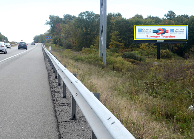 MIDDLETOWN NY- RT 17 JUST PRIOR TO EXIT 120 F/W Media