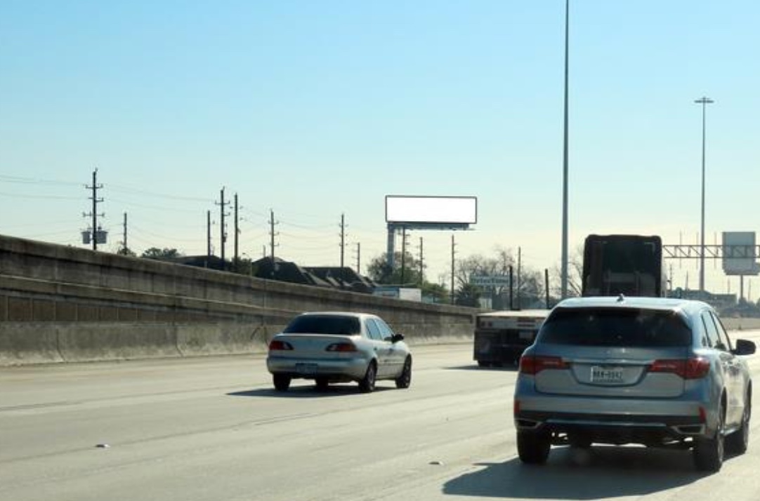 Hwy 290 Northwest Frwy NS 0.5mi W/O Jones F/W - 1 Media