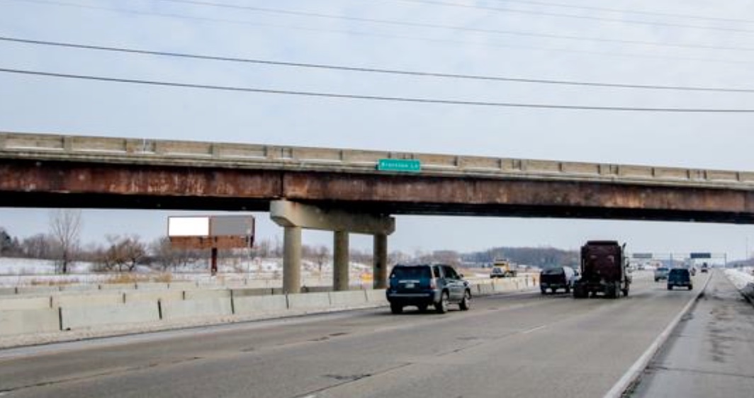 I-94 NS 250ft E/O Hwy 101/Brockton F/W - 1 Media