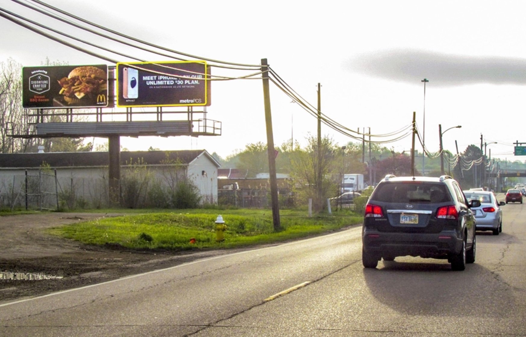 Copley Rd NS 800ft W/O I-77 F/W-2^ Media