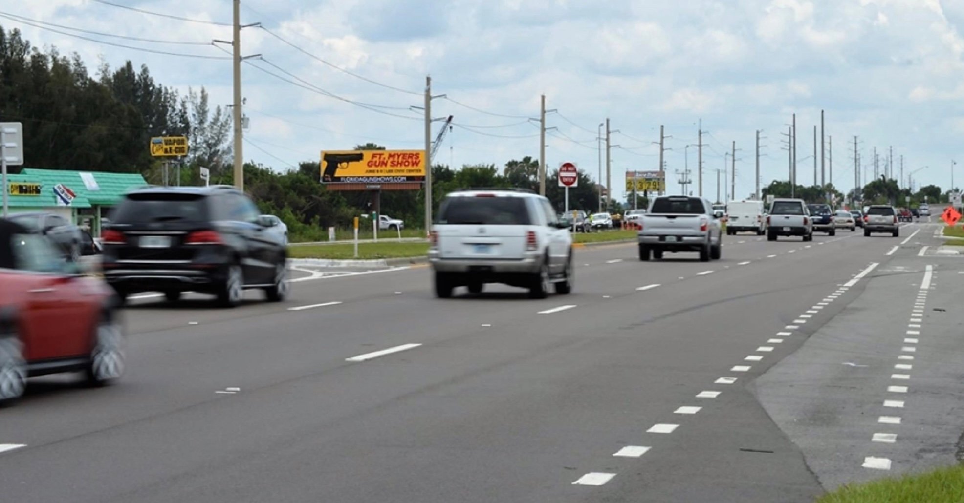 US 41 1500' N/O PUNTA GORDA BRIDGE ES/SB Media