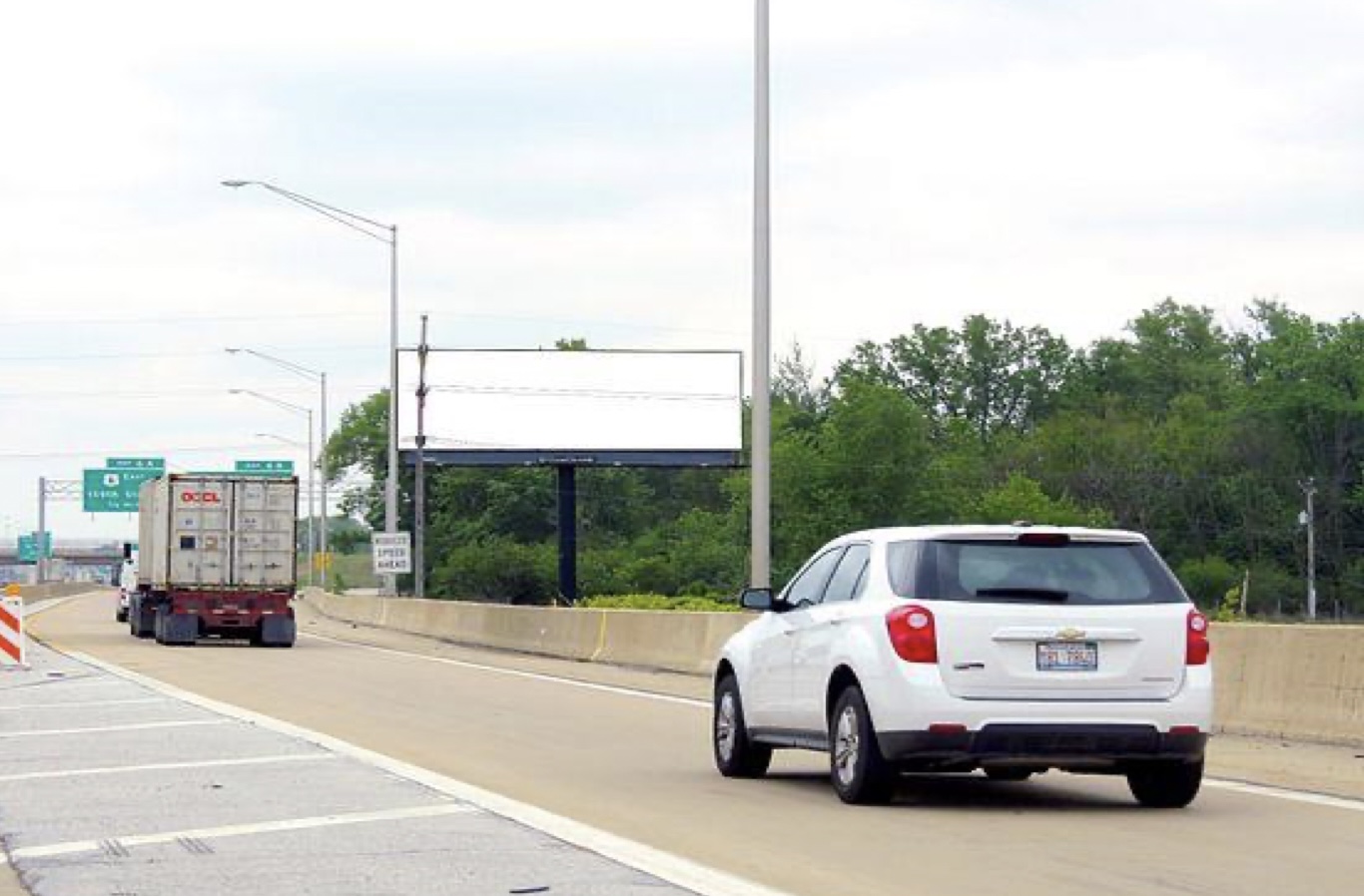 I-294 S Tri State Toll Wy WS 25ft N/O 157th St. F/N - 1 Media