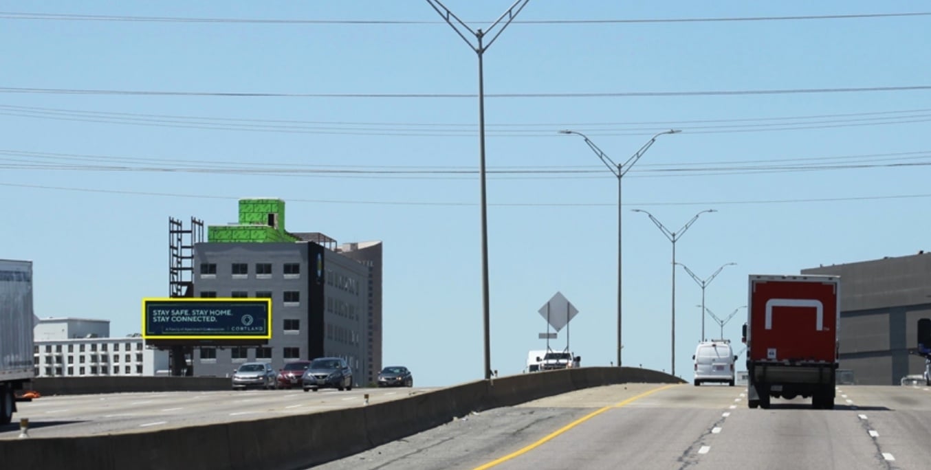 Stemmons Fwy w/l .1 mi n/o Oaklawn Rd Media