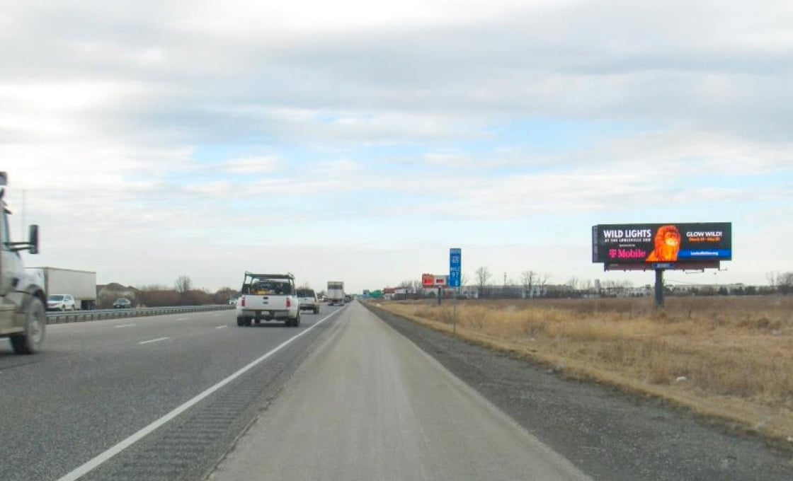 I-65 S ES 0.5mi S/O Greenwood Exit F/S Media