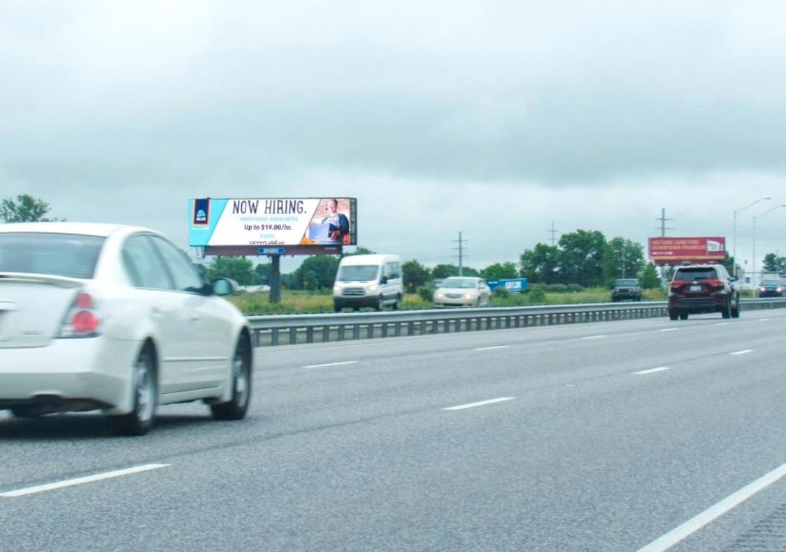 I-65 S ES 0.5mi S/O Greenwood Exit F/N Media