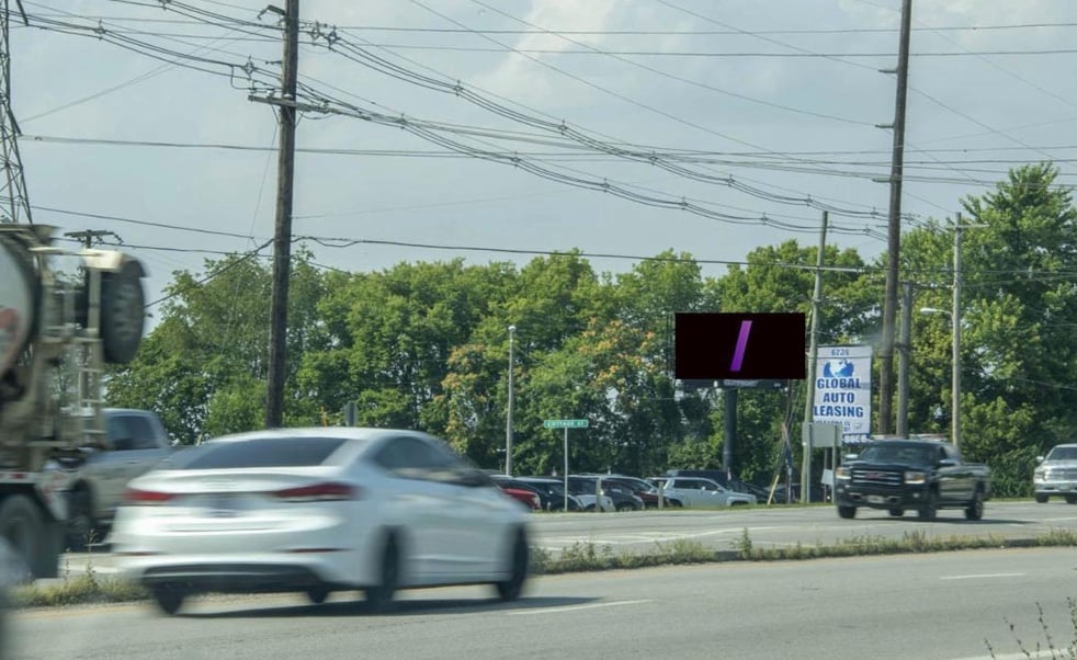 US-23 2.5 miles S/O I-270 at London Groveport Rd W/S F/S Media