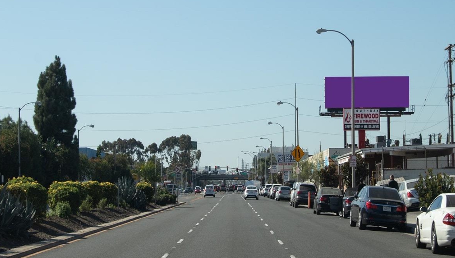 Rosecrans .25 mi N/L E/O San Diego Fwy F/E Media