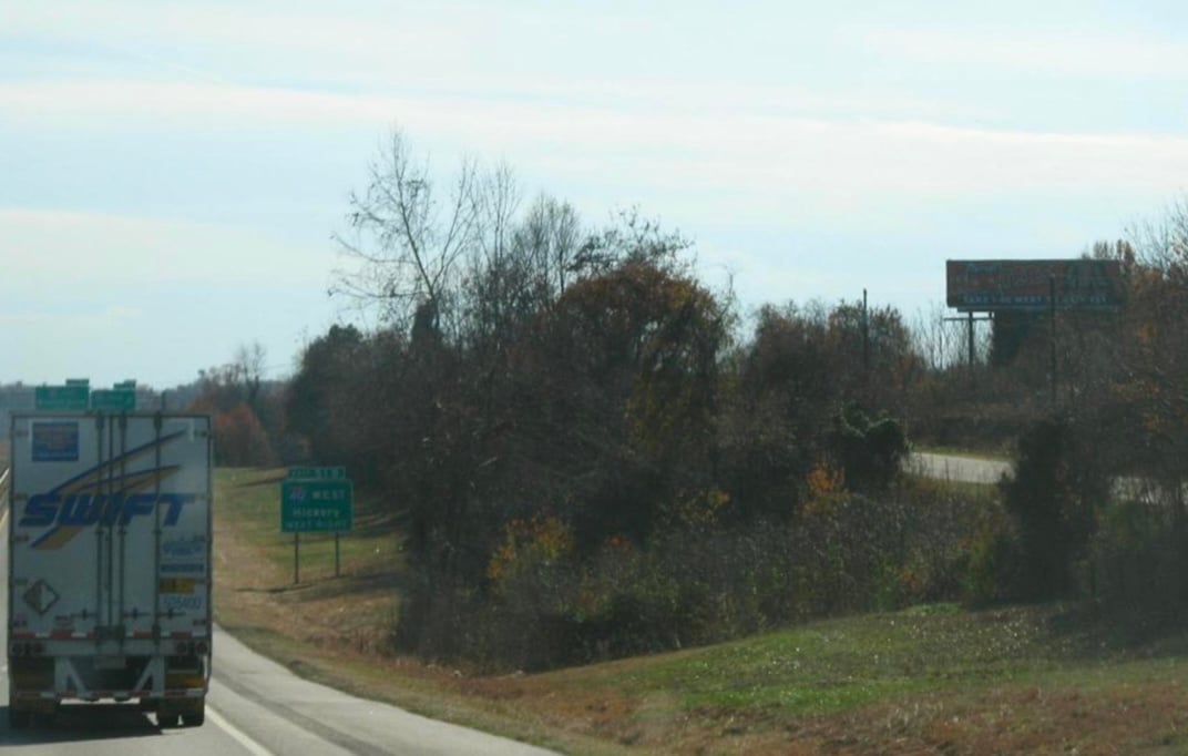 I-77 0.3 mi N/O I-40 WS Media