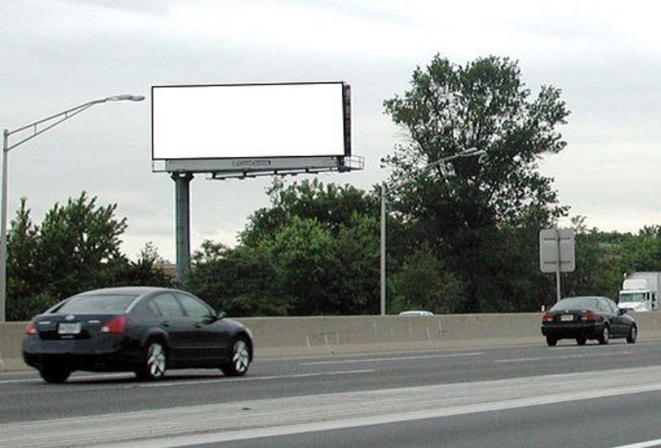 I-95/NJ Tpk WS 0.25mi S/O Rt 32 (Exit 8A) F/S - 1 Media