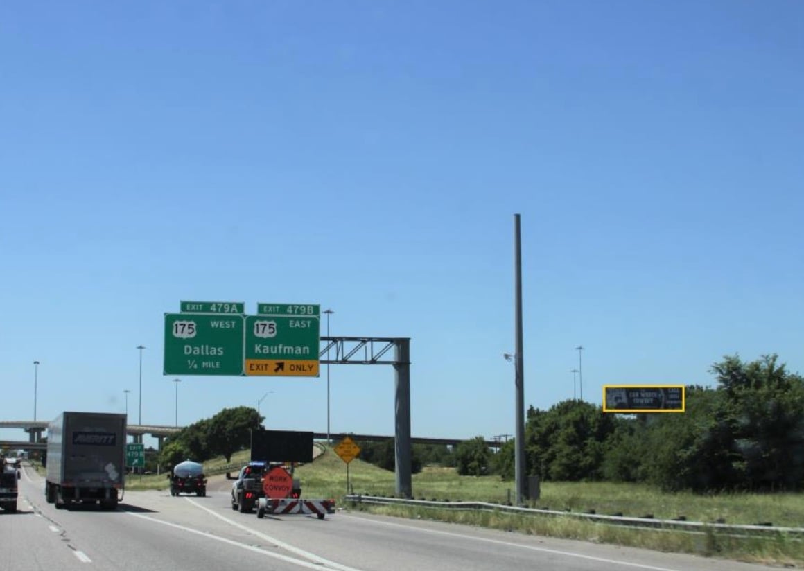 I-635 (IH 20) w/l 0.1 mi. n/o US Hwy. 175 (Hawn Frwy) Media