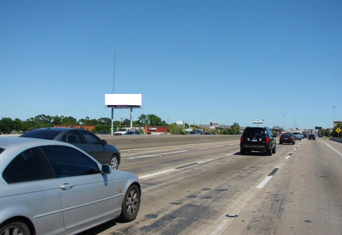 I-45S .50 mi S/O Wayside E/S F/N Media