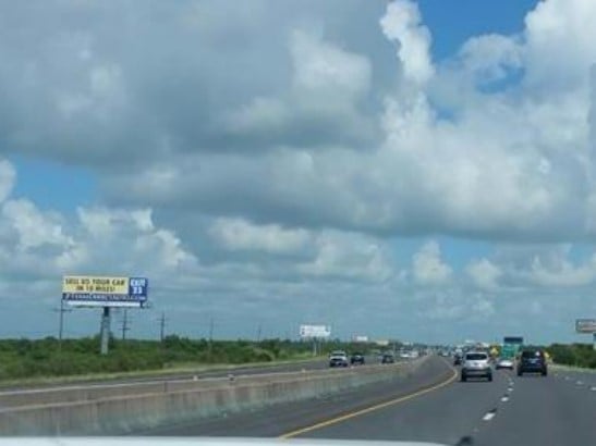 I-45 S (Gulf Fwy)/ 4 mi N/O Galveston Causeway Media