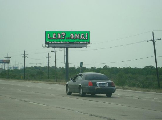 I-45 S (Gulf Fwy)/ 4 mi N/O Galveston Causeway Media