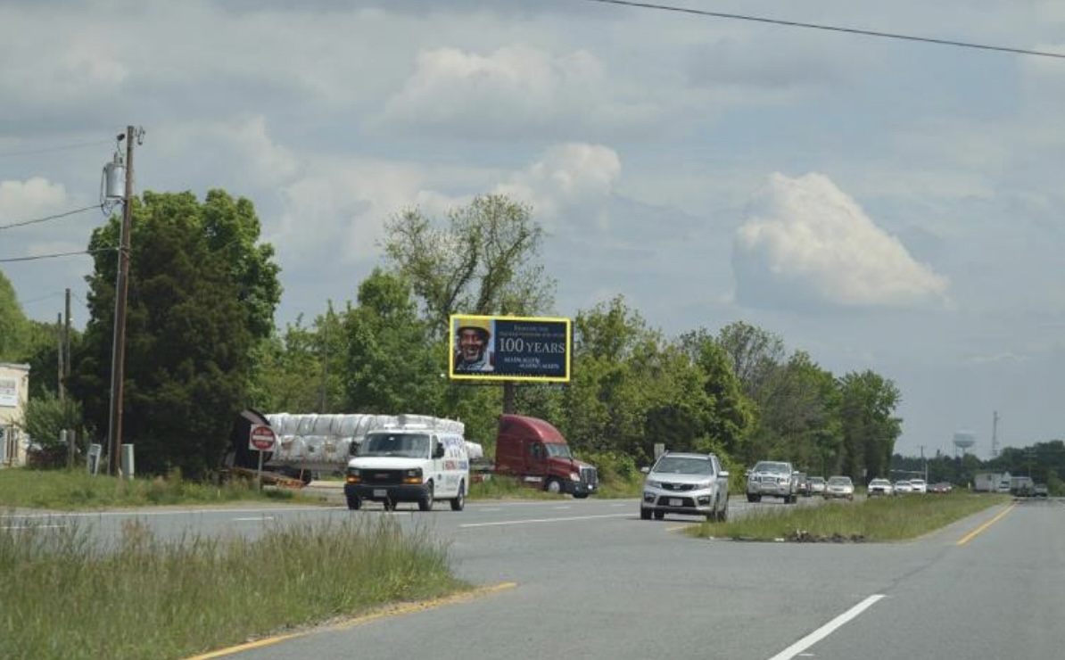 E/S RT. 17, 3 MI. W/O I-95, F/NW Media