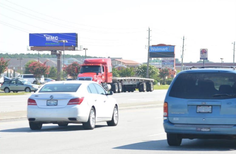 US HWY 17 W/S,1000FT N/O WESTERN BLVD,N/ Media