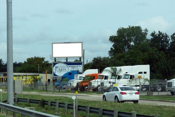 I-45 Gulf Frwy ES 390ft S/O Mc Kinney F/S - 3 Media