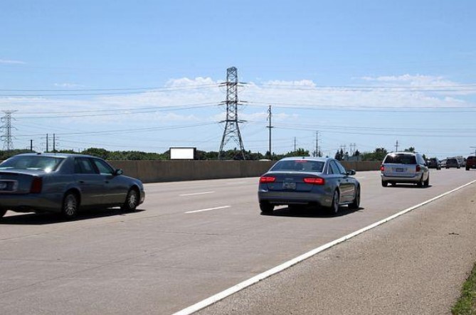 Hwy 610 SS 0.5mi W/O Coon Rapids Blvd (Loc #3) F/NE - 1 Media