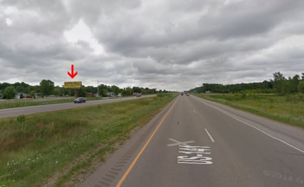 I-41, 1.5 mi S of CH-J Little Suamico Media