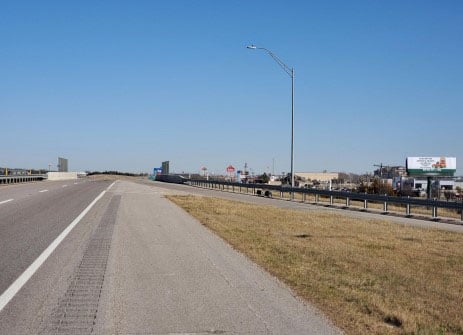 I-35 0.5 mi N/O US 70 ES Media