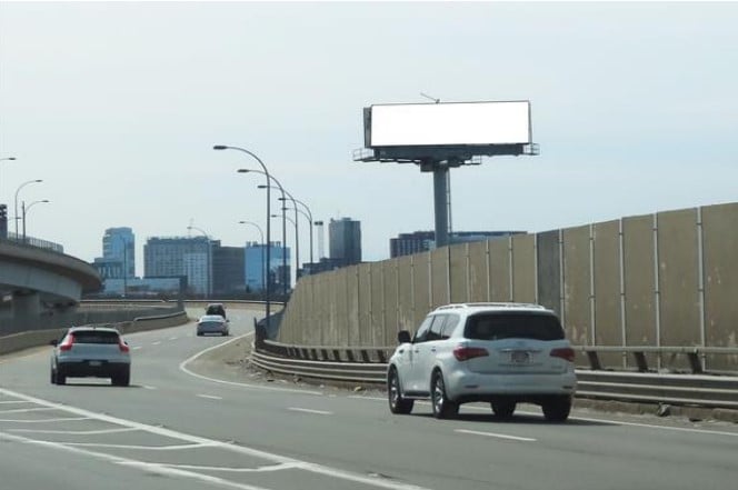 I-93 W/S 500ft S/O Exit 26A(Leverett Connector/Storrow Drive) F/N Media
