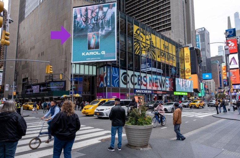 Times Square Trio -- Heart of Times Square F/S Media
