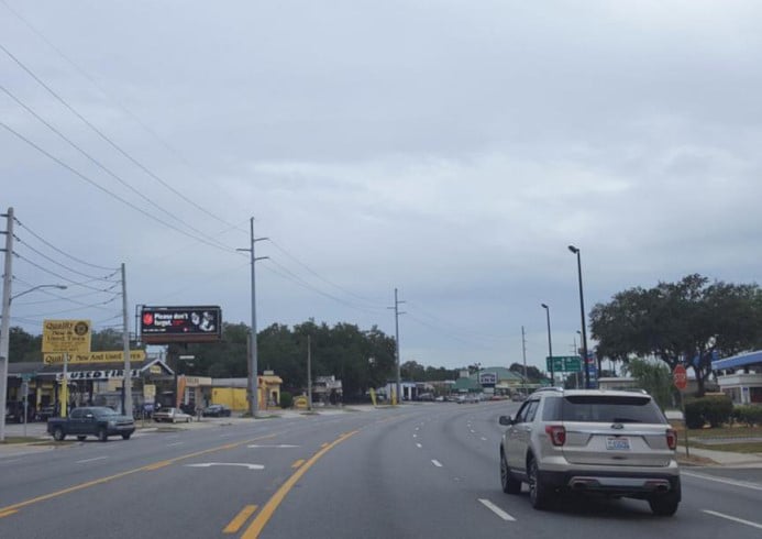 US 441 E/S .4 MI. N/O US 441.27 SPLIT Media