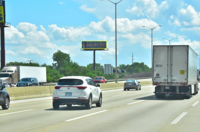 TRISTATE (I-294) E/S N/O SW HWY F/NW Media