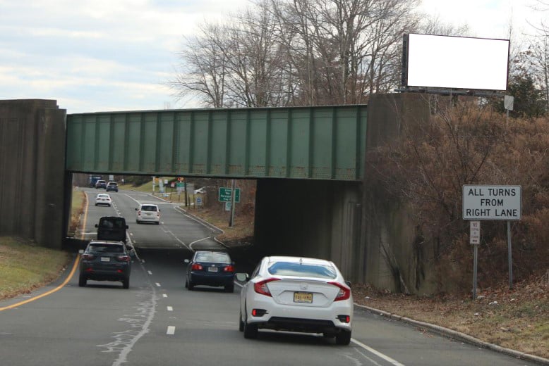 S/S Rt 46 E/O Elrr Overpass Mountain Lakes F/W Media