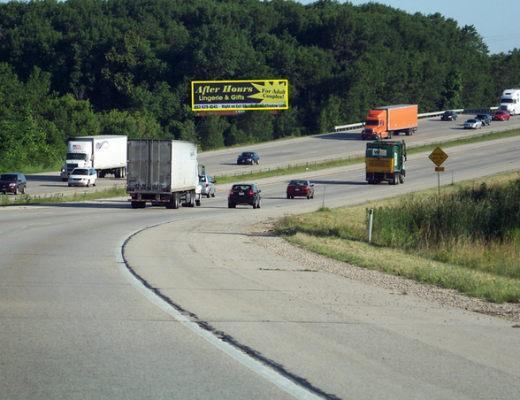 W/S I-41, 1000' S/O HWY 167 Media