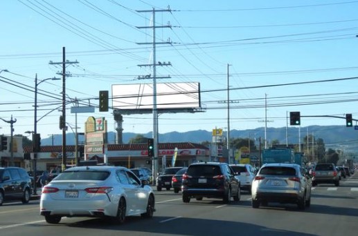 Reseda ES 165ft S/O Vanowen F/N - 1 Media