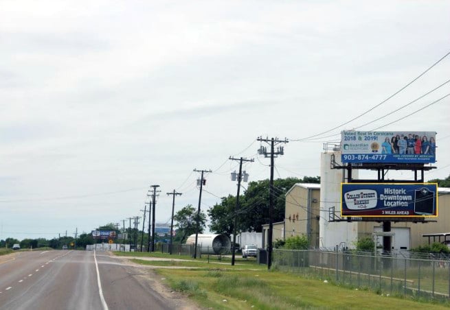 HWY 31, 1.3 MI E/O I-45, N/S BOTTOM Media