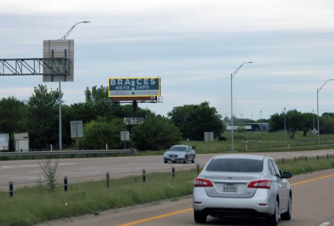 I-45 1.5 MI N/O N BS. US-287, W/S Media