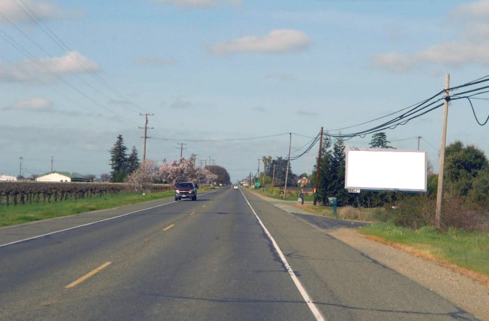 Hwy 12 East 3.20 mi E/O Lodi N/S F/E Media