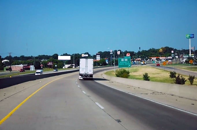 I-30 .5 Mi E/o Broadway S/S F/E Media