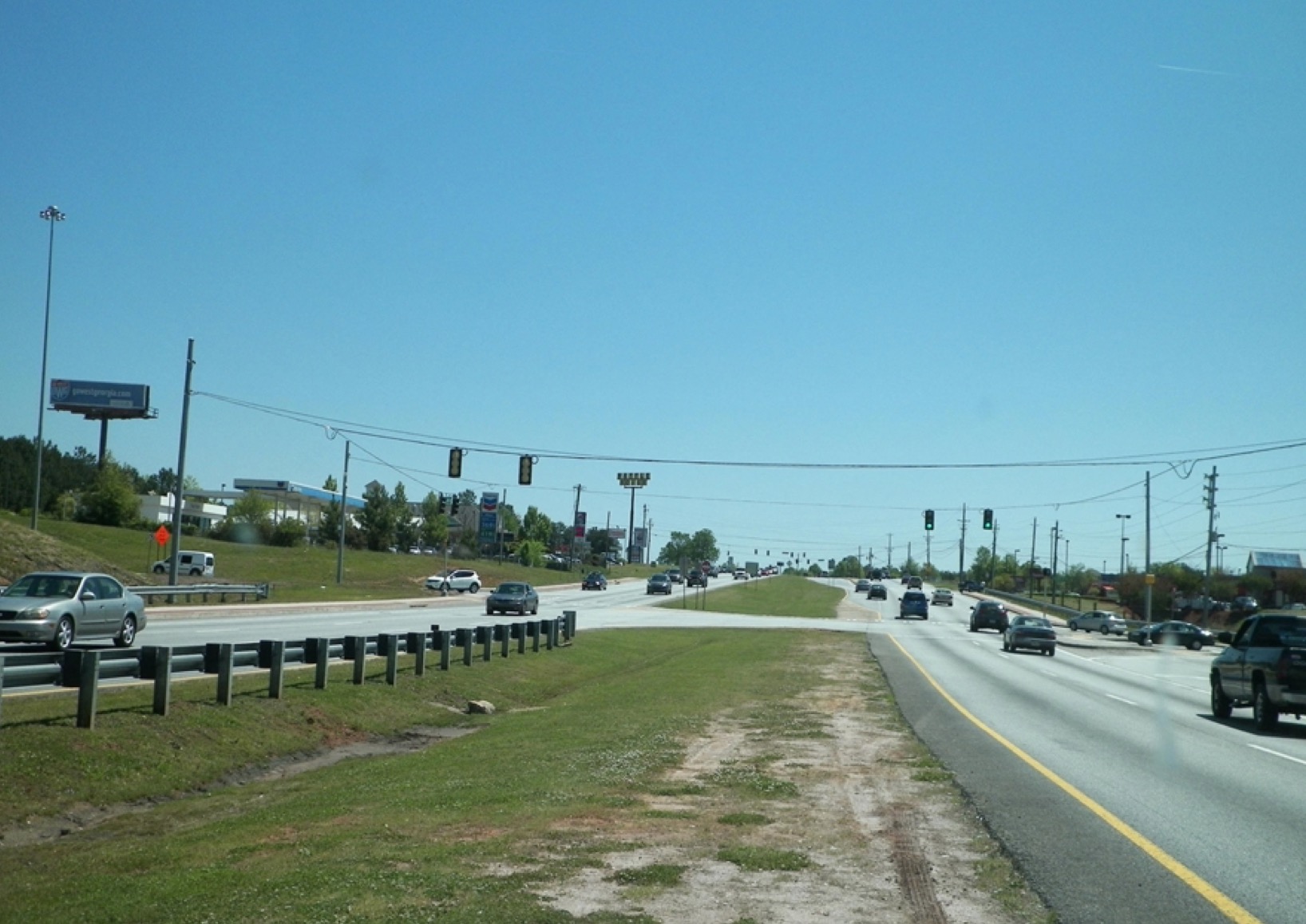 Bullsboro Dr (Hwy 34) e/o I-85 NS/FW Media