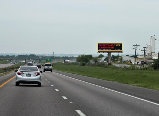 I-35 W w/l .5 mi n/o FM 1171 Media