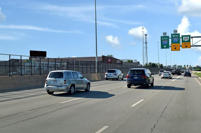 US-23 (N High St) N/O I-270 Hwy W/S F/NW Media