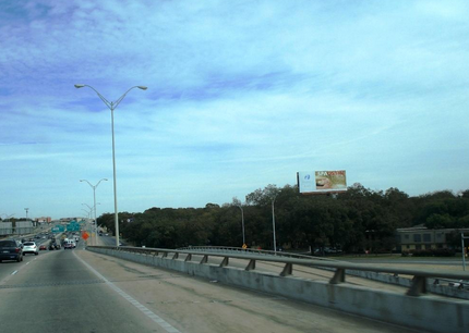 I-35 N E/S @ AIRPORT BLVD Media