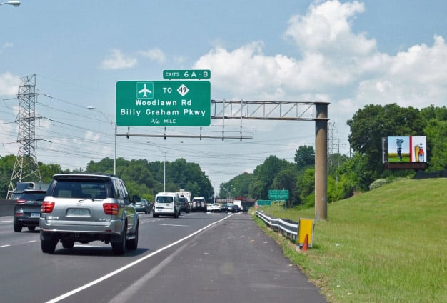 Charlotte: I E/S I-77 MM 5.5 at Exit 6, 0.50 mi S/O Billy Graham Pkwy. Media