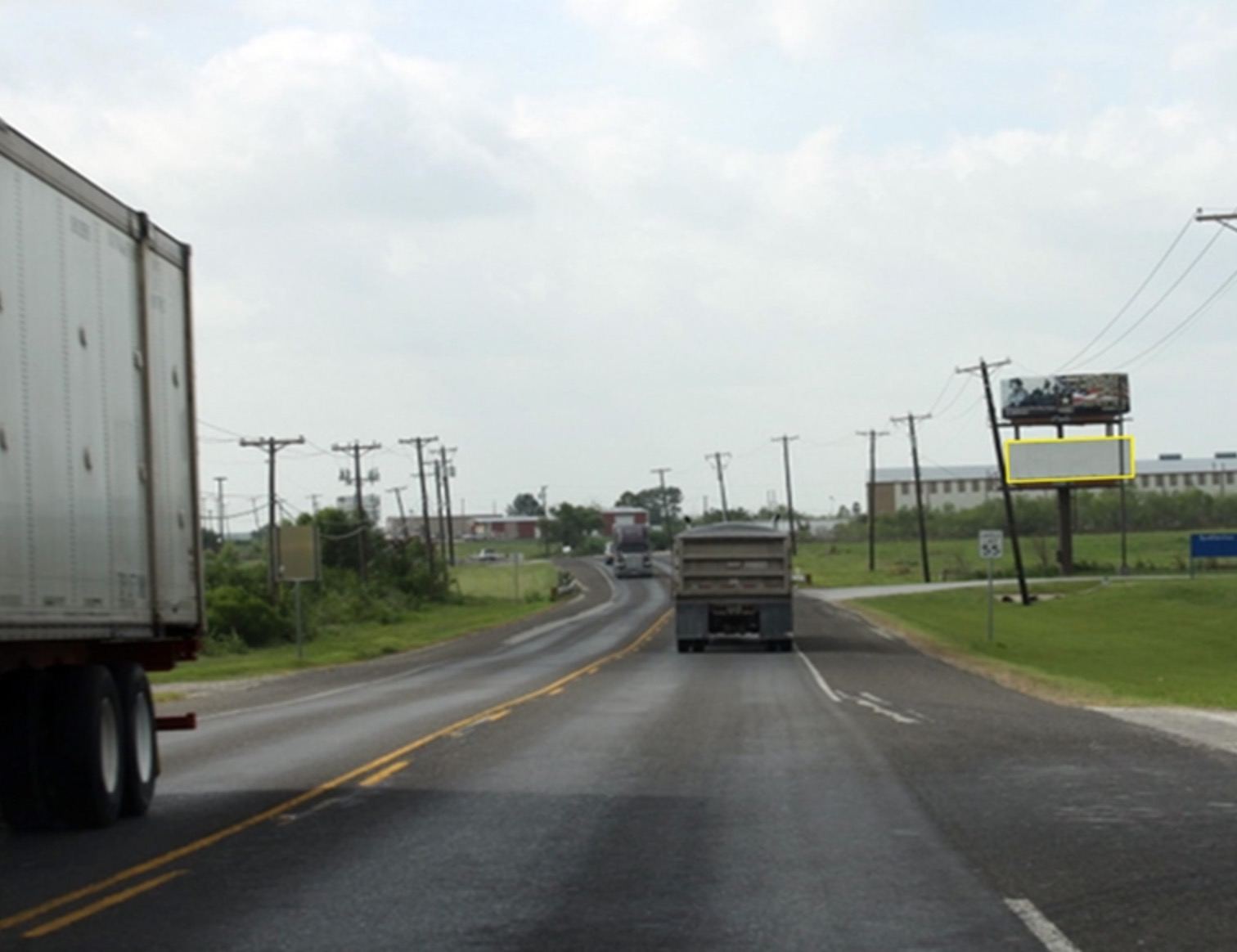 HWY 287 .5 MI E/O I-45 CORSICANA S/S BOT Media