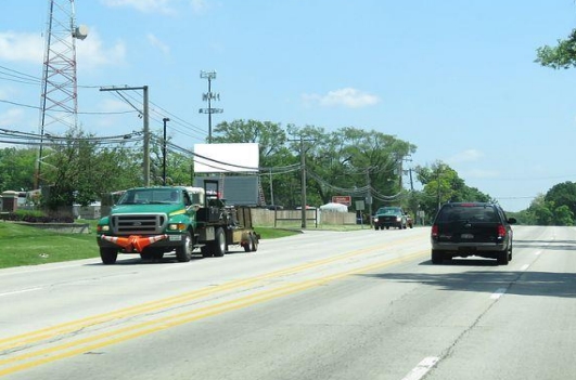 Roosevelt Rd NS 300ft W/O Gary Mill Rd F/W - 2 Media