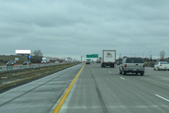 I-94 SS 1mi E/O Hwy 101 F/SE - 1 Media