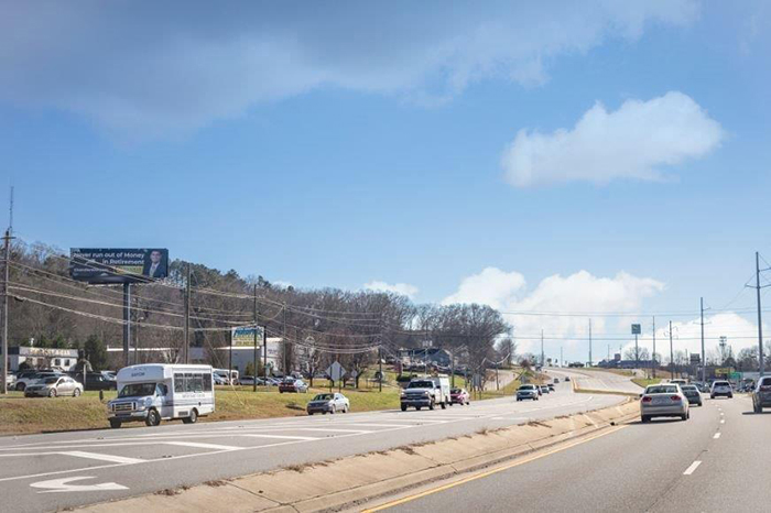 I-75S 0.65 mi S/O Jonesboro Rd E/S F/N Media