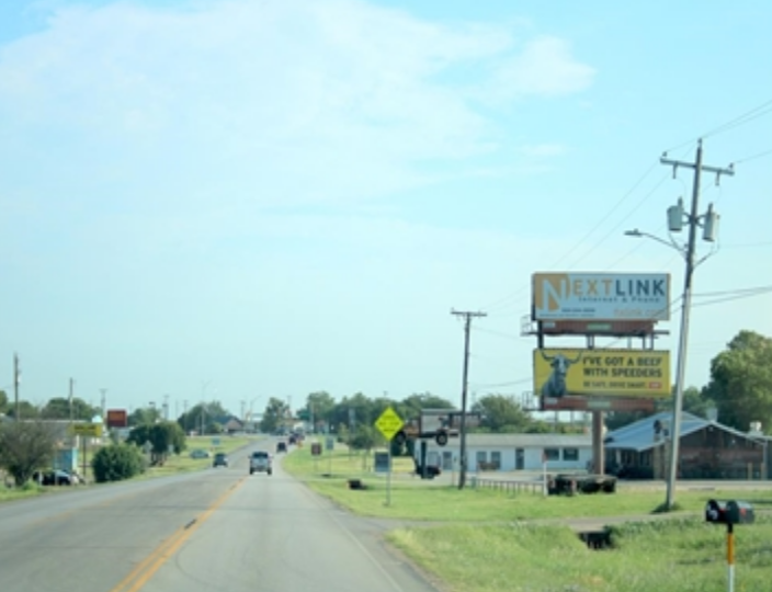 HWY 174 9.7 MI S/O HWY 67 Media