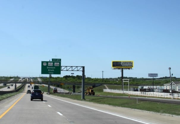 I-35 AT GANZER RD, W/S Media