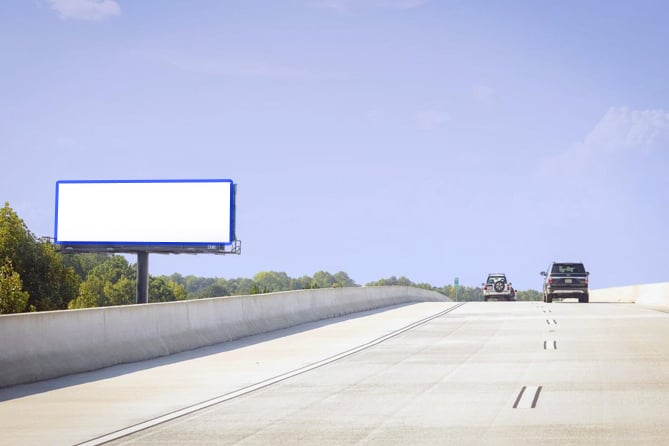 I-75N (Express Lane) S/O Hwy 5 W/S F/S Media