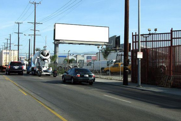 Alameda ES 150ft S/O Washington (NO EXT) F/S - 1 Media