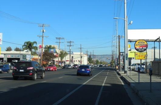 Reseda ES 165ft S/O Vanowen F/S - 2 Media