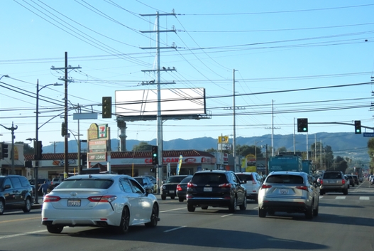 Reseda ES 165ft S/O Vanowen F/N - 1 Media